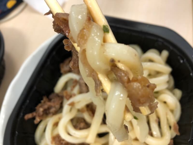 讃岐麺一番肉ぶっかけうどん大盛り